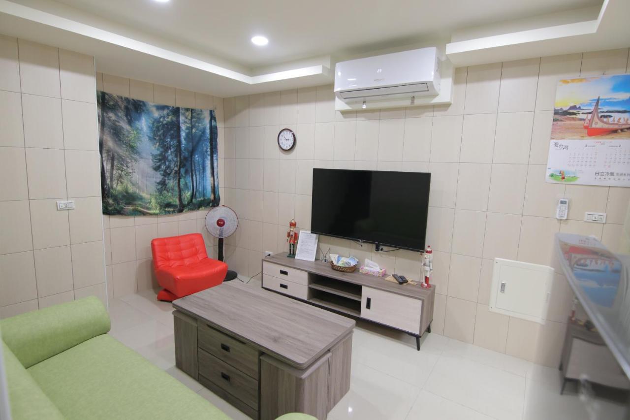 Vanilla Residence No 2 Tainan Luaran gambar